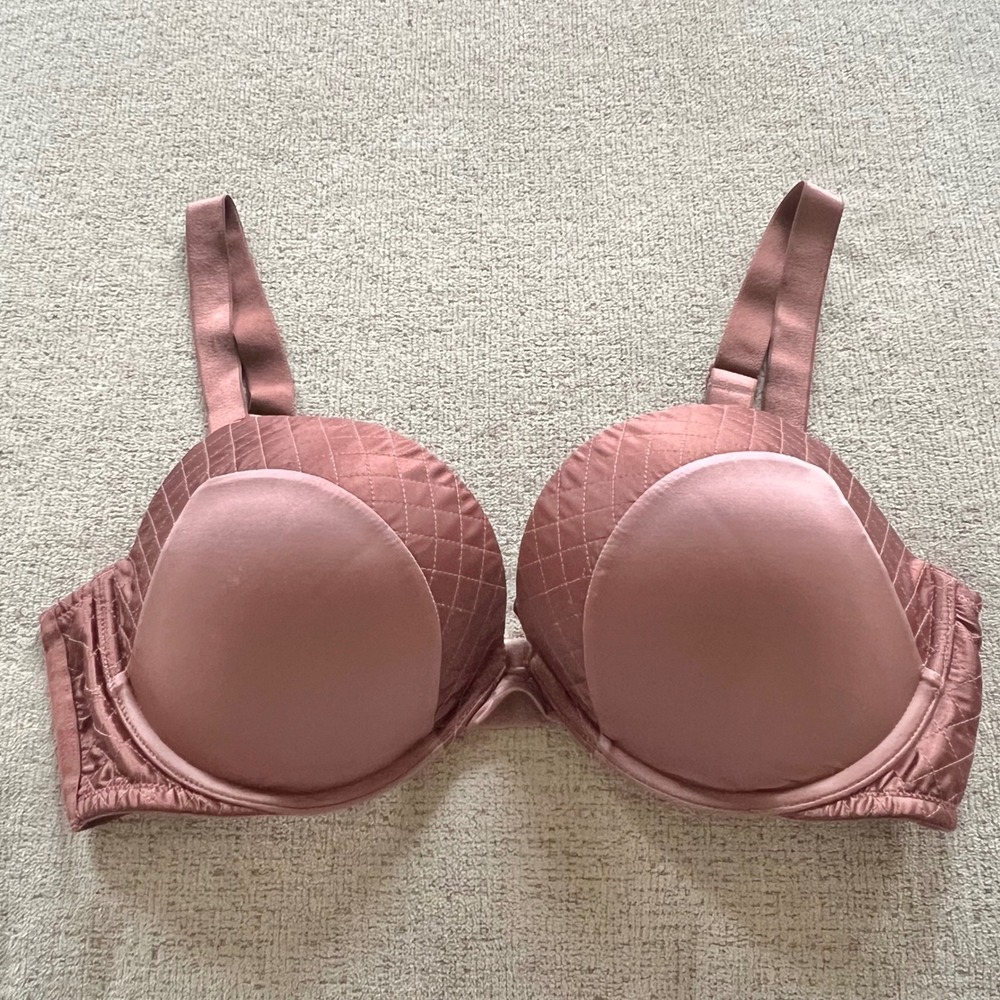 Victoria's Secret Very Sexy Quilted Push Up Bra 36D Mauve Pink Underwire